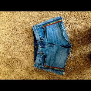 GAP 1969 Rainbow jean shorts size 28 regular